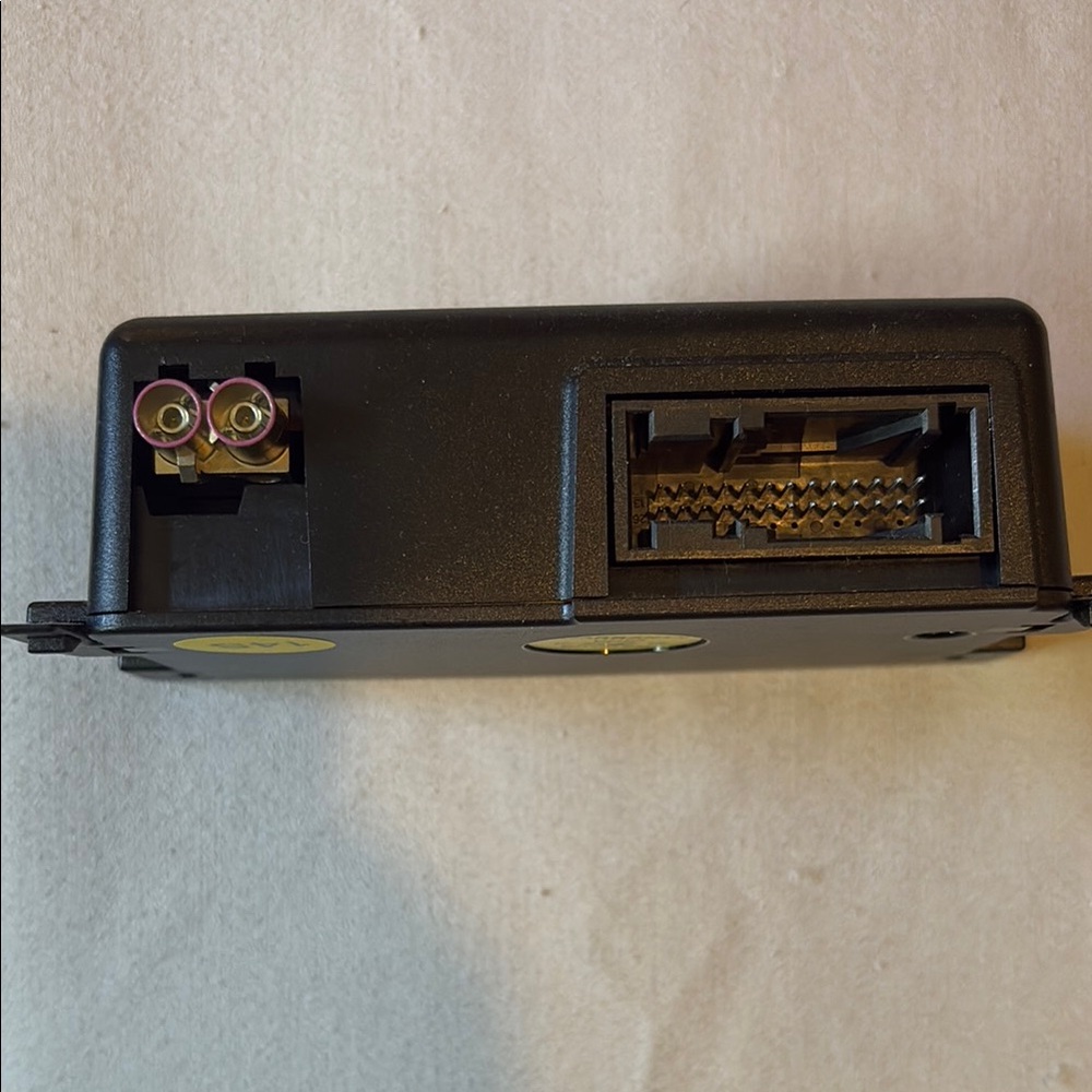 Black Car Audio Module - Picture 3 of 4